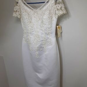Wedding dress size 12 new by Lady Eleanor